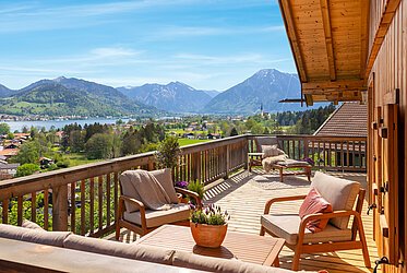 Landhausvilla mit phantastischem Panoramablick über den Tegernsee