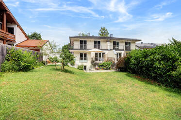 Moderne Doppelhaushälfte am Wörthsee