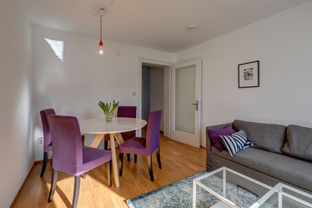 https://www.mrlodge.de/wohnen-auf-zeit/2-zimmer-wohnung-muenchen-maxvorstadt-12097